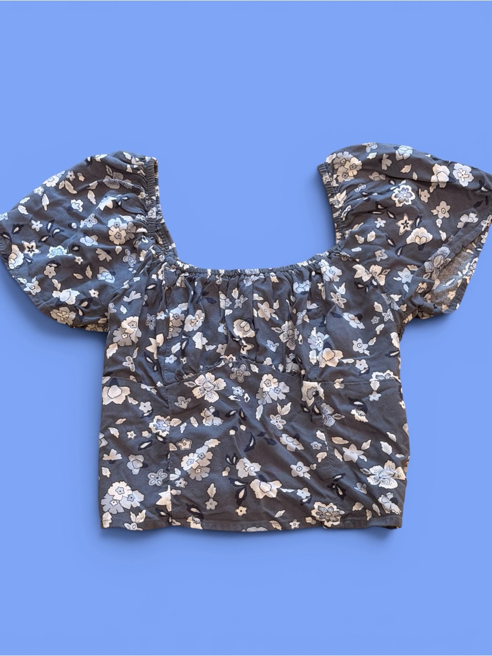 Hollister Charcoal Gray Floral Off-Shoulder Crop Top Size XS